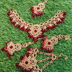 Elevate Your look By Wearing these Extra Ordinary Beautiful Special Choker