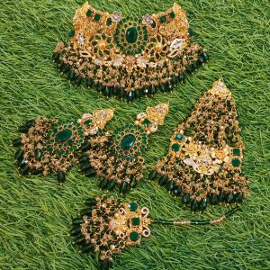 Exquisite Emerald Egyptian Bridal Earring Tikka + Jhumer Gold Style Collar Set