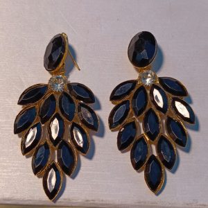 Black Beautiful Leaf Crystal Earring Black Beautiful Leaf Crystal Earring