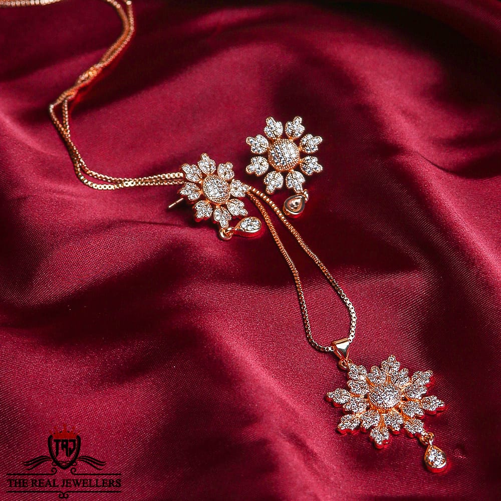 Zircon Elegant Gold Plated Flower Style locket Set With Adjustable Bangle & Rings