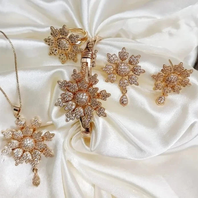 Zircon Elegant Gold Plated Flower Style locket Set With Adjustable Bangle & Rings